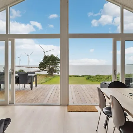 Tatil Evi Front In With Kitchen Ebeltoft