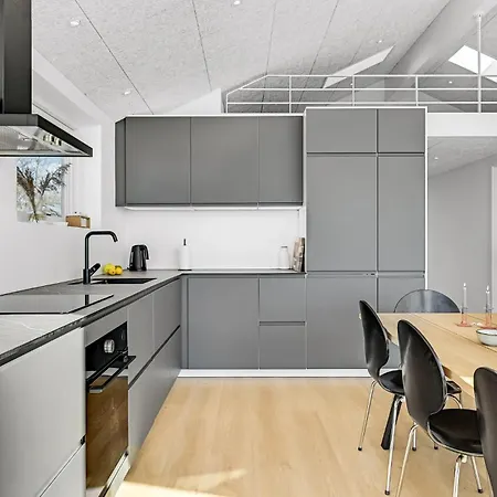 Front In With Kitchen Ebeltoft